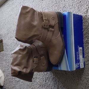 💥Brand New💥High calf boots dark taupe in color